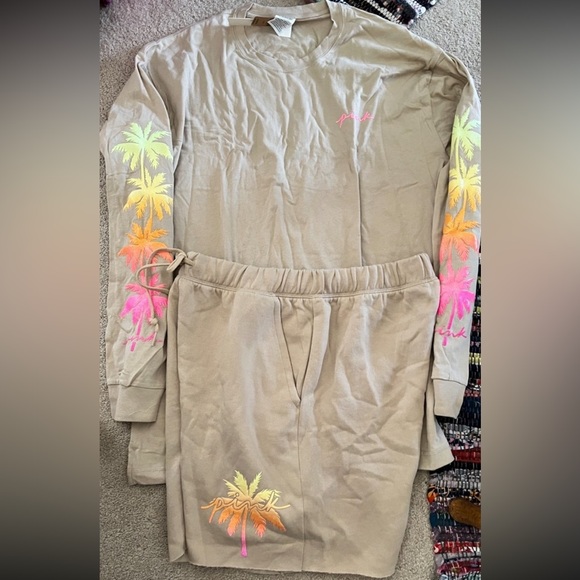 Vs PINK dad shorts long sleeve campus tee hummus floral logo - Picture 3 of 16